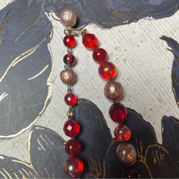 Vintage 1930s Red Glass & Faux Pearl “Cherry Bomb” Beaded Choker Necklace D1 - Picture 12 of 14